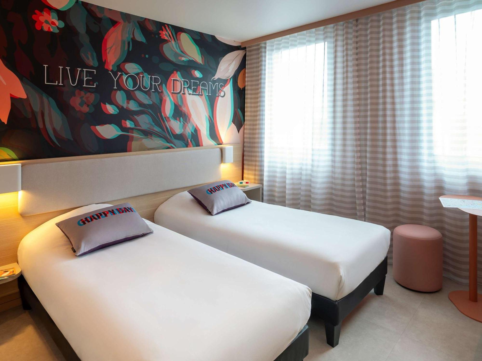 Готель Ibis Styles Bordeaux Centre Gare Екстер'єр фото